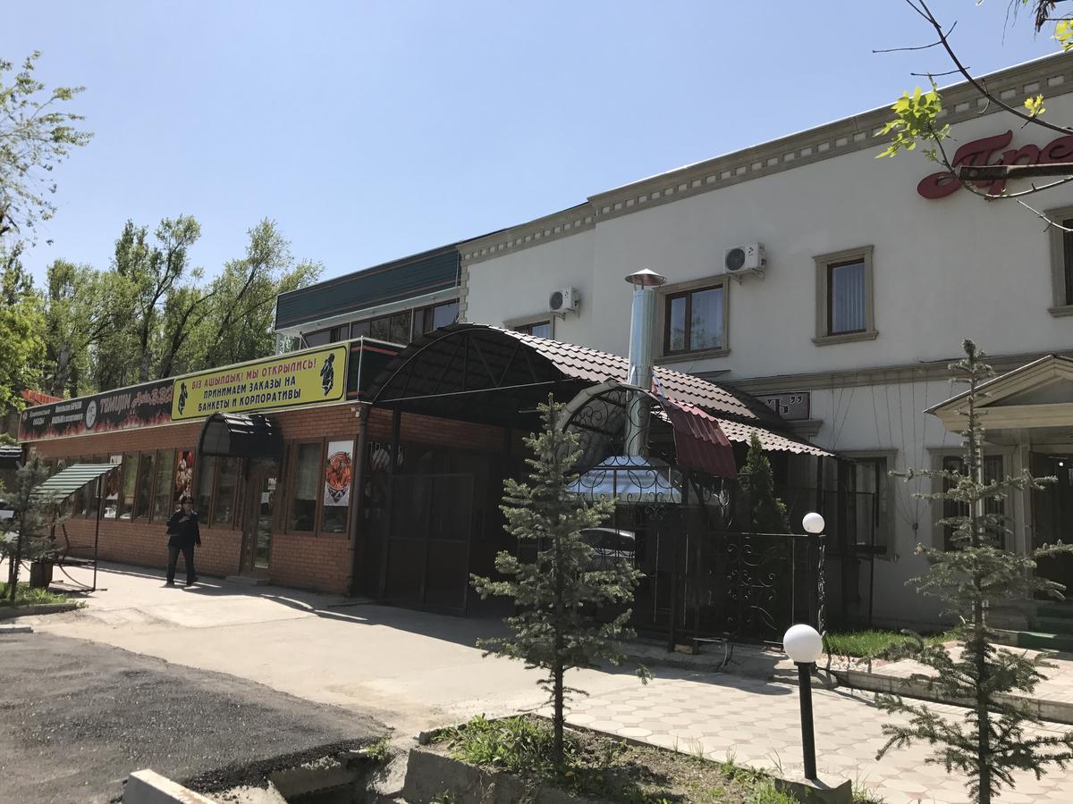 Hotel Prestizh Taras Exterior foto