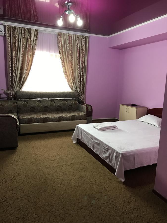 Hotel Prestizh Taras Exterior foto